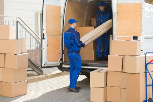 Professional flat removals in Westnorwood with careful loading